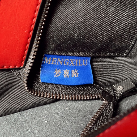 Red Tote Bag PU Leather with Shoulder Strap - Picture 8 of 9